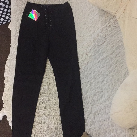 Super high waisted lace up jeans from Missguided - Picture 4 of 6